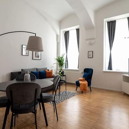 Pristine 1Br Steps From City By Hm Viyana Dış mekan fotoğraf
