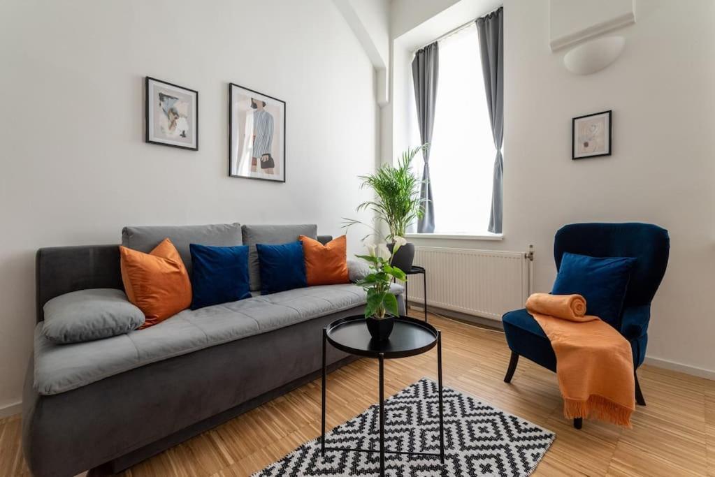 Pristine 1Br Steps From City By Hm Viyana Dış mekan fotoğraf